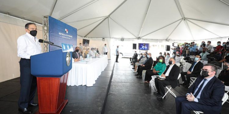 Firman contrato para construcción del nuevo Hospital del Niño