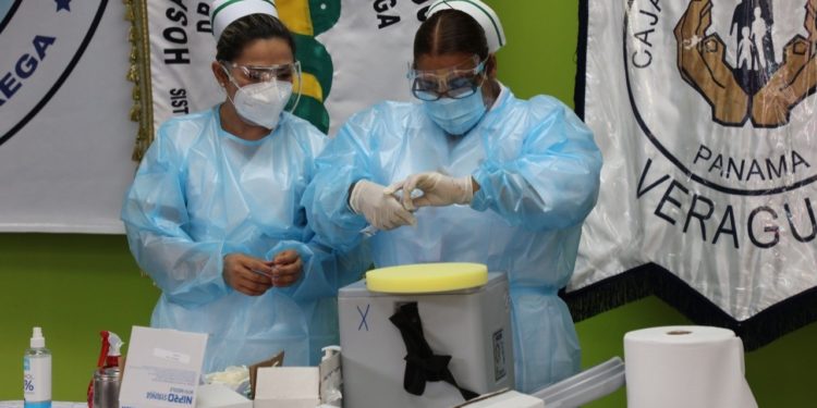 Vacuna Pfizer en Panamá, 30 rechazaron ponersela