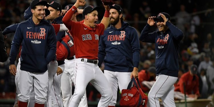 Medias Rojas vencen a Yankees por el comodín