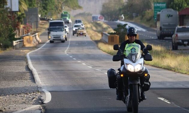 Autoridades activan operativos de inversión de carriles por el Carnaval 2023