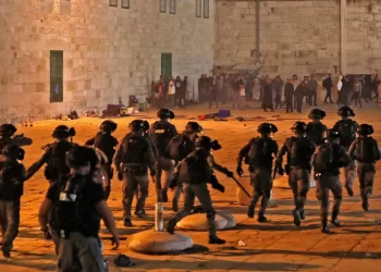 Noche de enfrentamientos en la mezquita de Al Aqsa, en Jerusalén