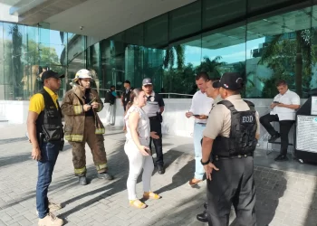 Autoridades investigan envío masivo de correos electrónicos  a colegios privados con supuesta amenaza de  artefactos explosivos