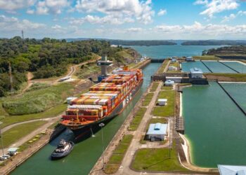 Fenómeno del Niño obliga al Canal de Panamá a anunciar nuevo calado