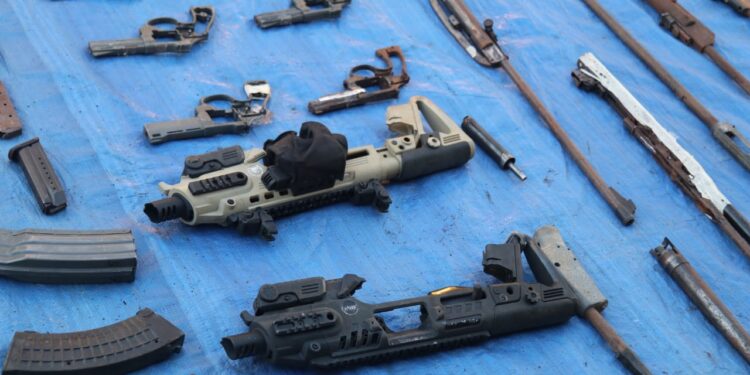 Policía Nacional destruye 222 Armas de Fuego y 30 Mil Municiones