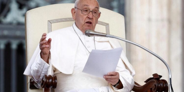 La Iglesia Católica sigue vetando a las mujeres del diaconado y reconoce ‘machismo fuerte’
