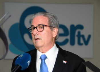 Ministro de salud Fernando Boyd Galindo aborda las principales prioridades dentro de su gestión